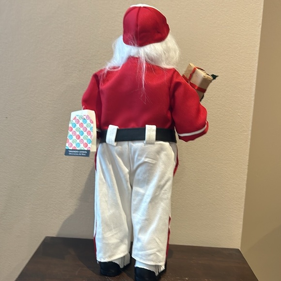 Santa Claus Ready For Baseball With Bag And Gift  Figurine New Christmas Decor - Picture 6 of 6